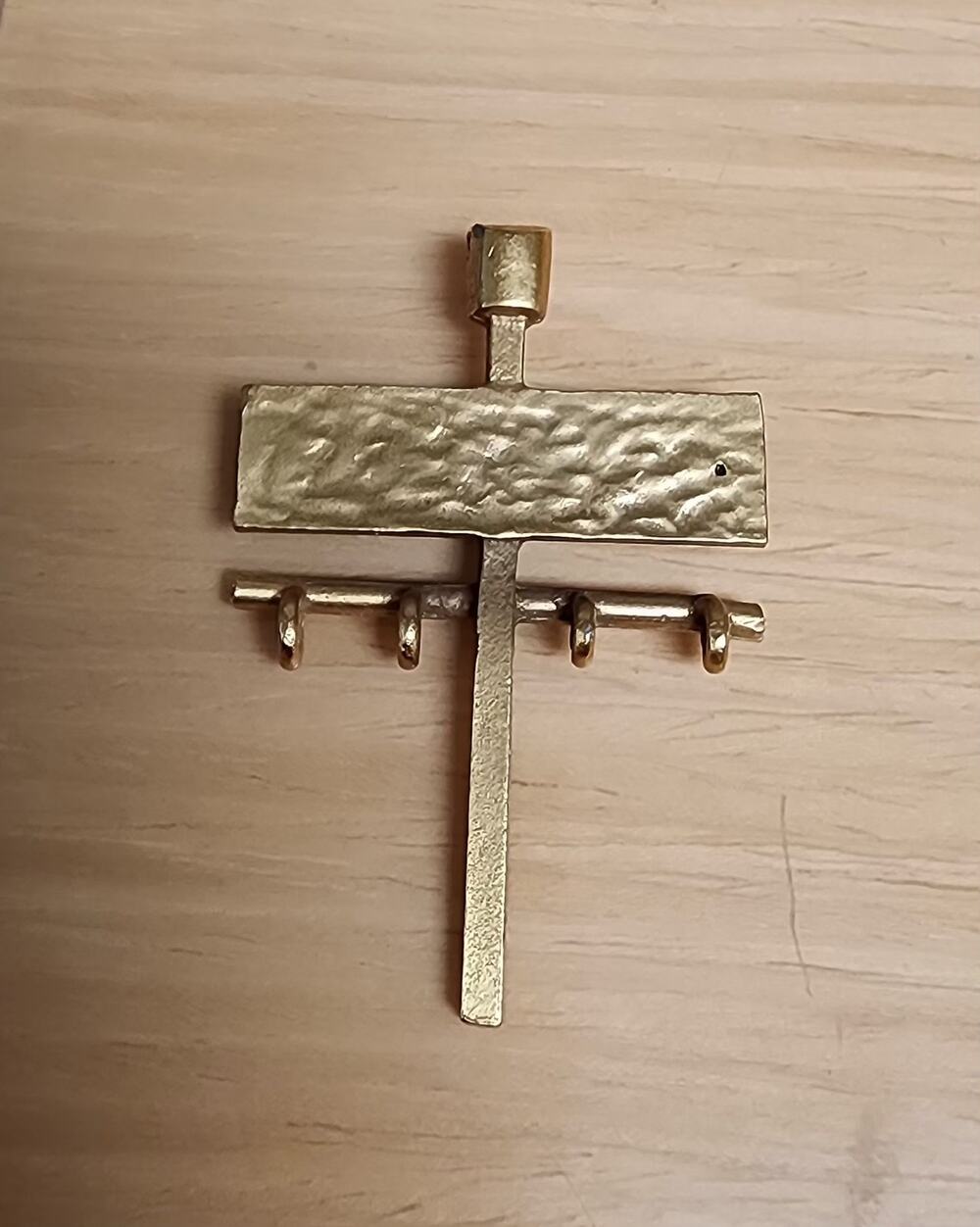 T.H.N.O.C. Gold Plated Flambeaux Brooch dated 1983 fa9401